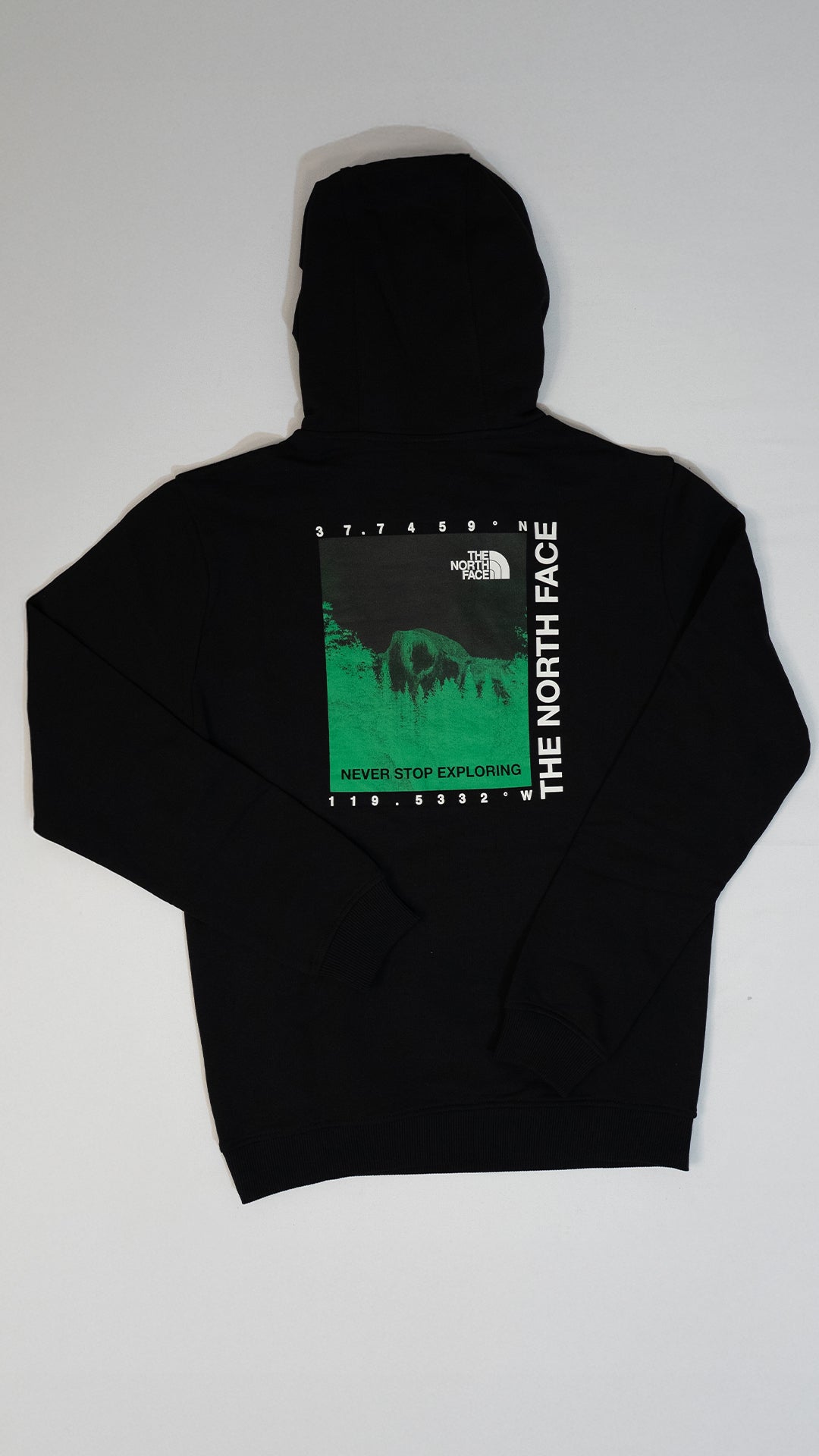 The North Face Crni Duks sa Neon Mountain Logo Printom na Ledima