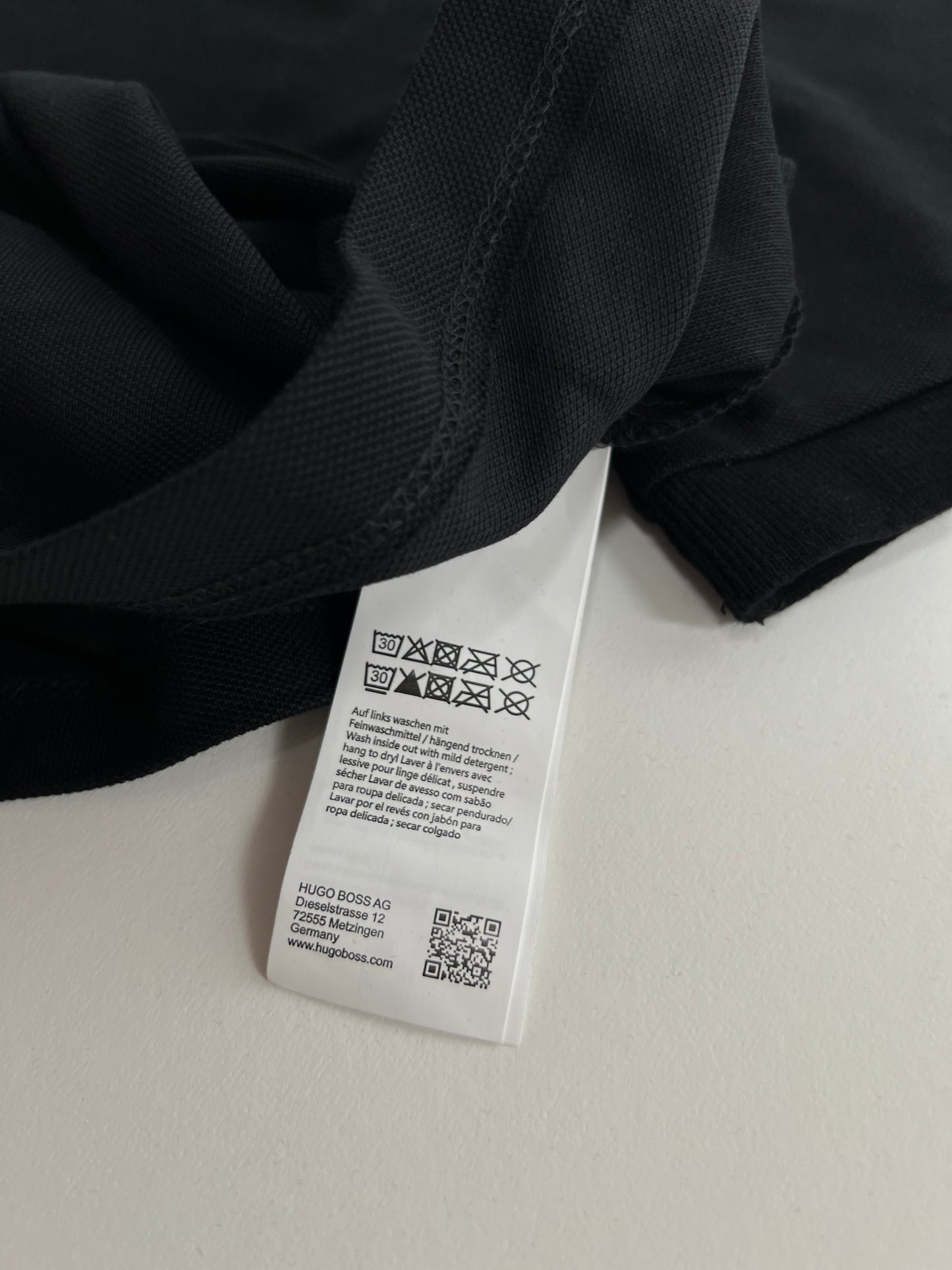 HUGO Crna Polo Majica Liquid Logo Na Grudima