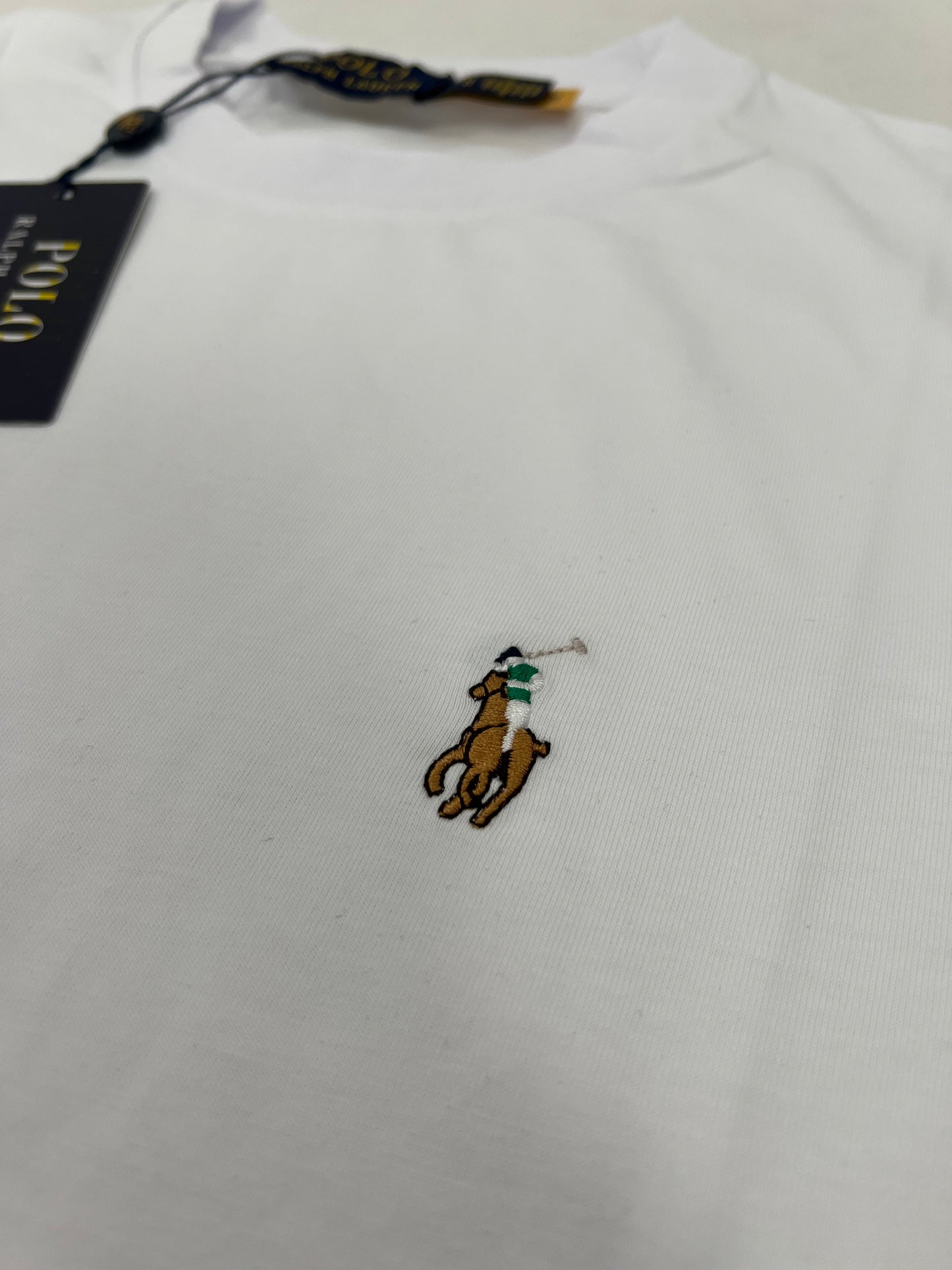 Polo Ralph Lauren Bela Majica sa Not Basic Znakom