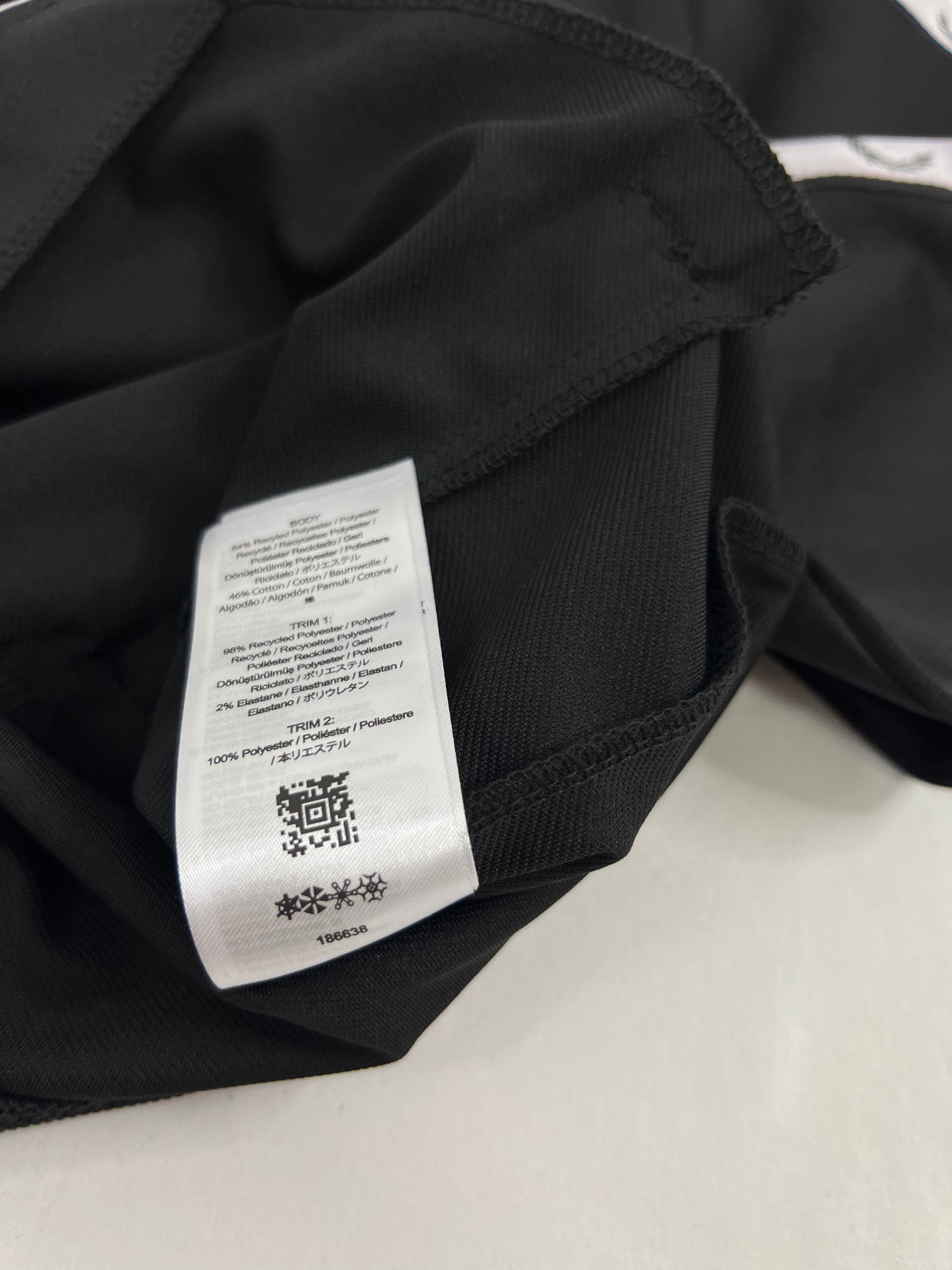 Fred Perry Full-Zip Crni Duks sa Logom na Rukavima