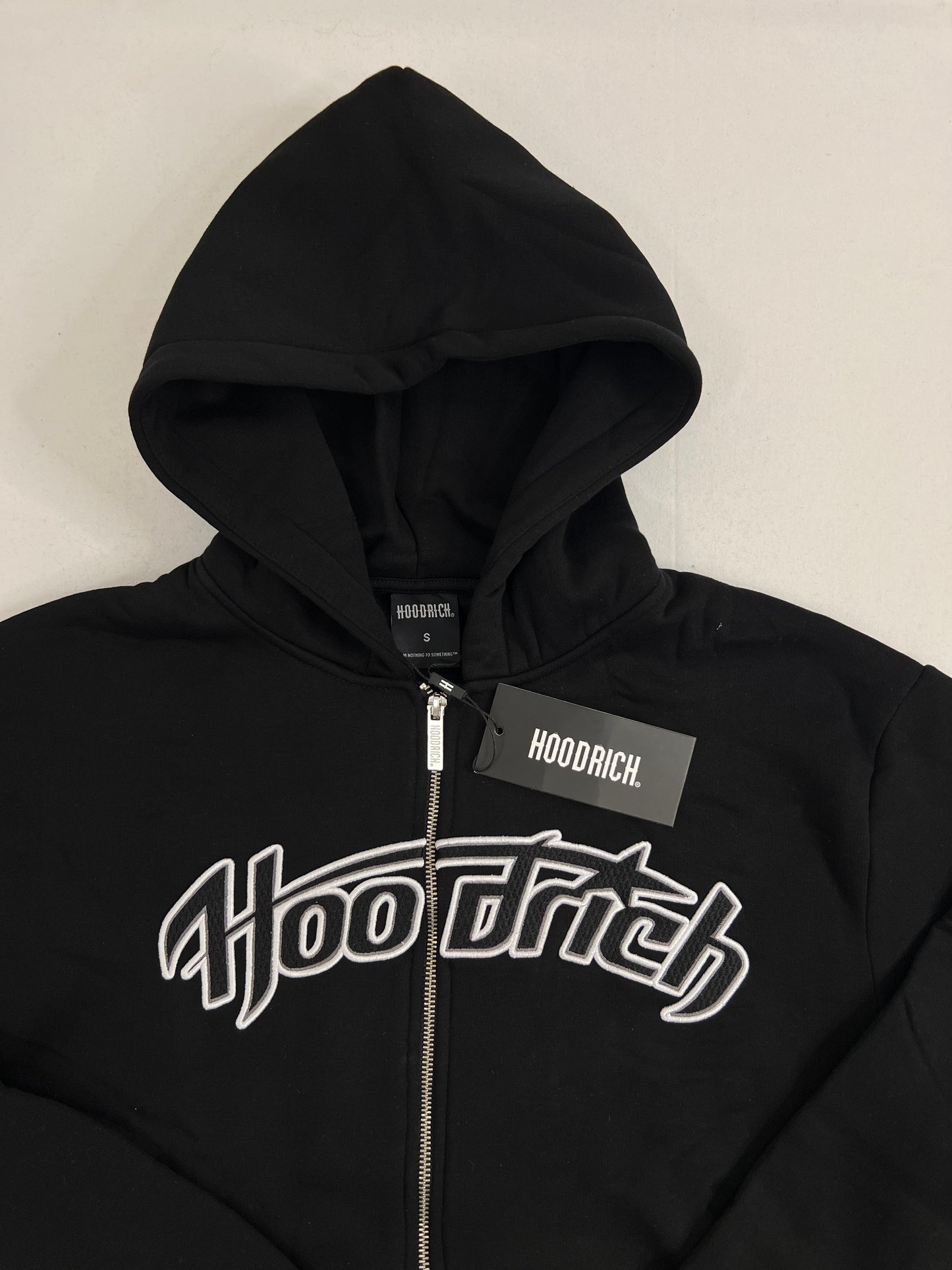HOODRICH Crni Full-Zip Duks sa Logom