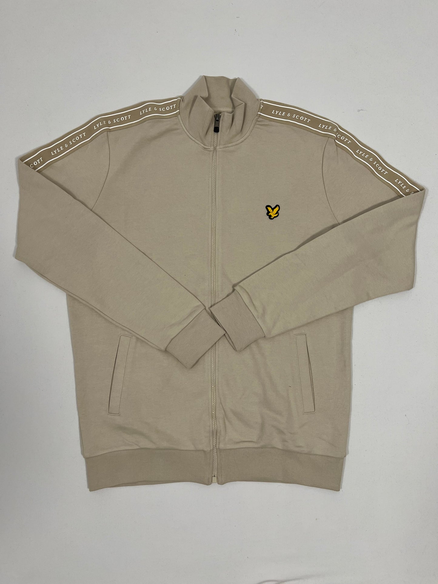 Lyle & Scott Sport Full-Zip Krem Duks sa Logom i Textom na Rukavima
