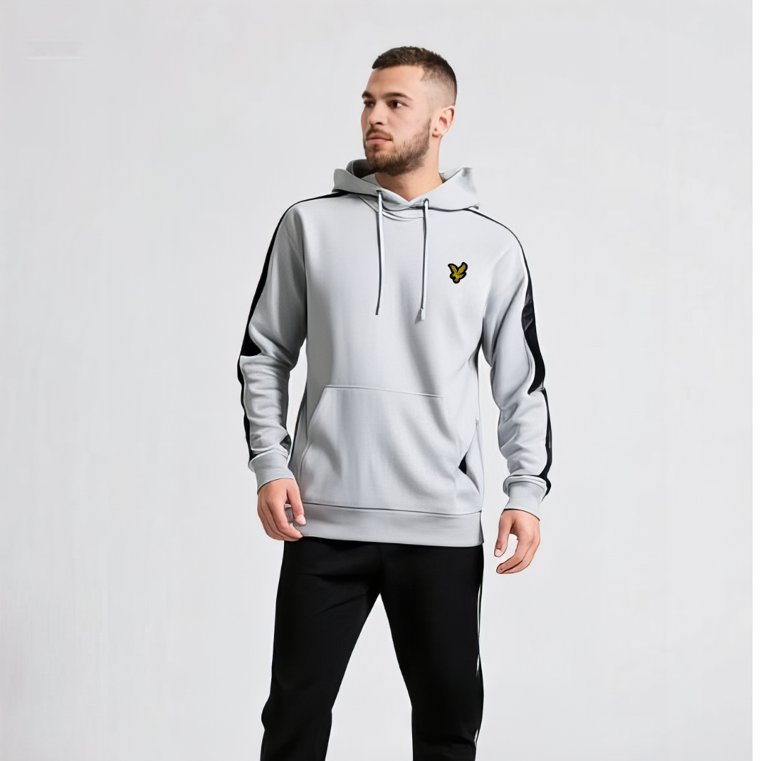 Lyle & Scott Sivi Duks sa Textom na Rukavima
