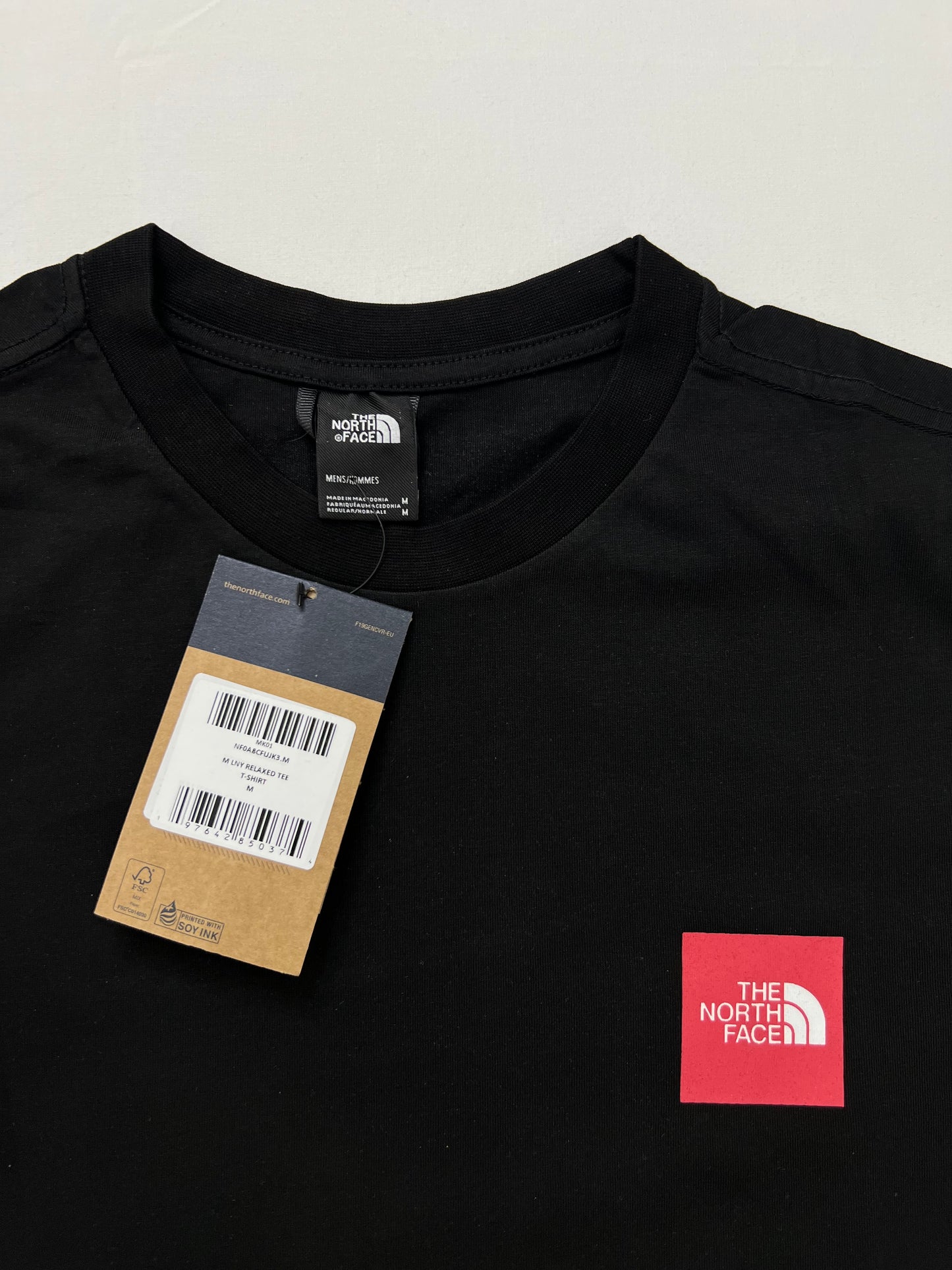 The North Face Crna Majica sa Box Printom na Leðima [Oversize]