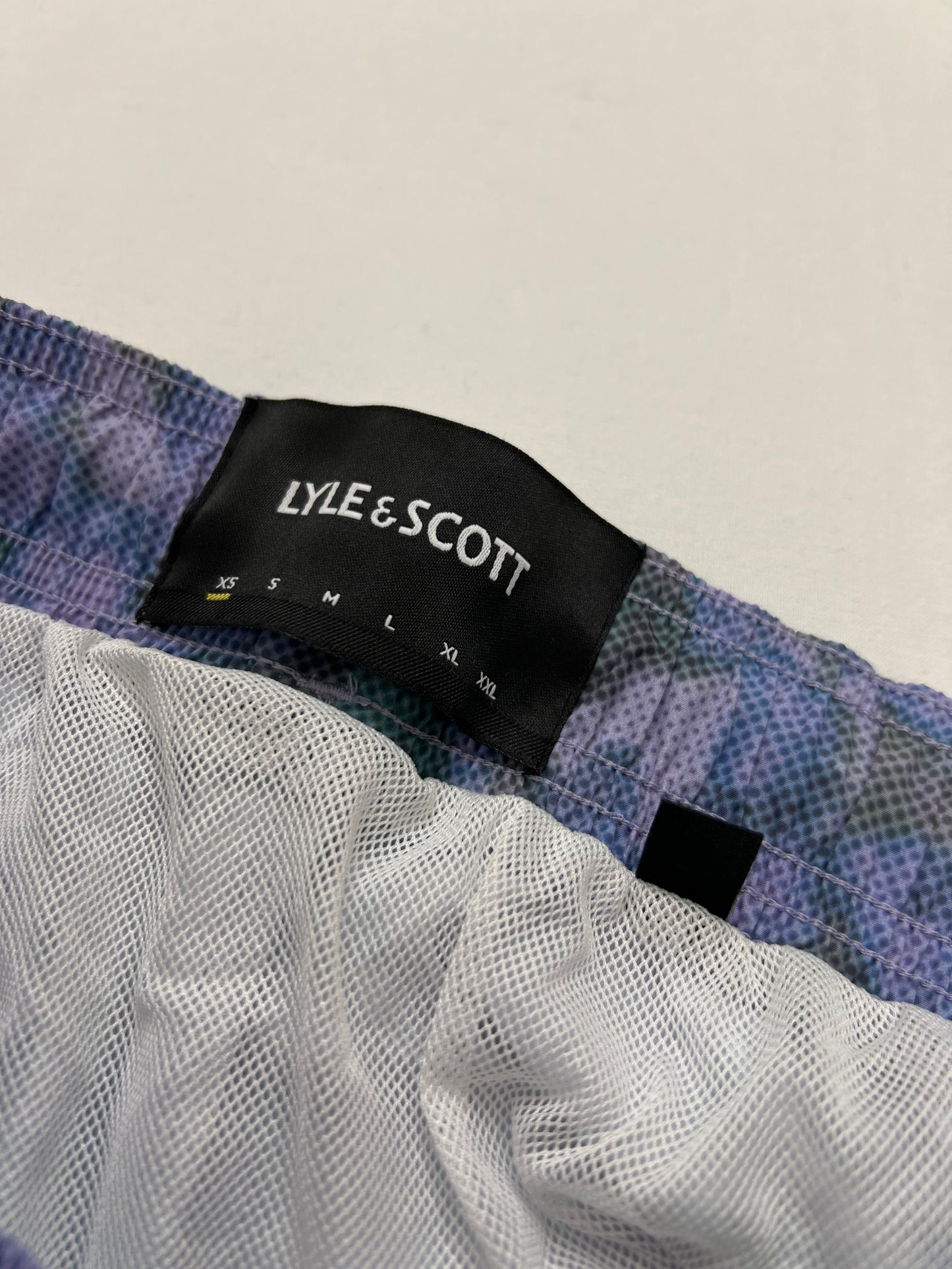 Lyle & Scott Lila šareni Kupaći Šorc sa Logom