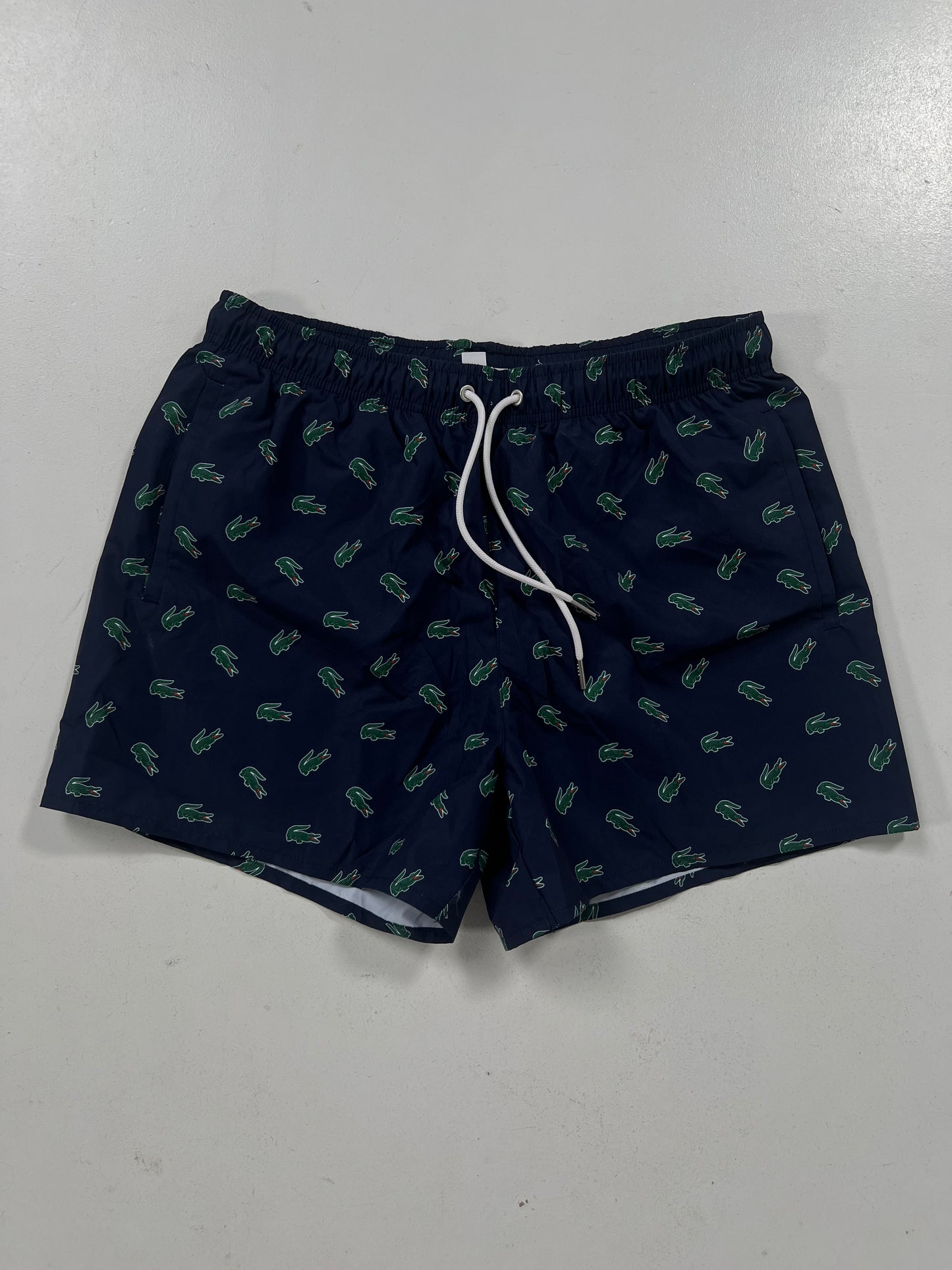 Lacoste Teget Šorc sa All-Over Printom