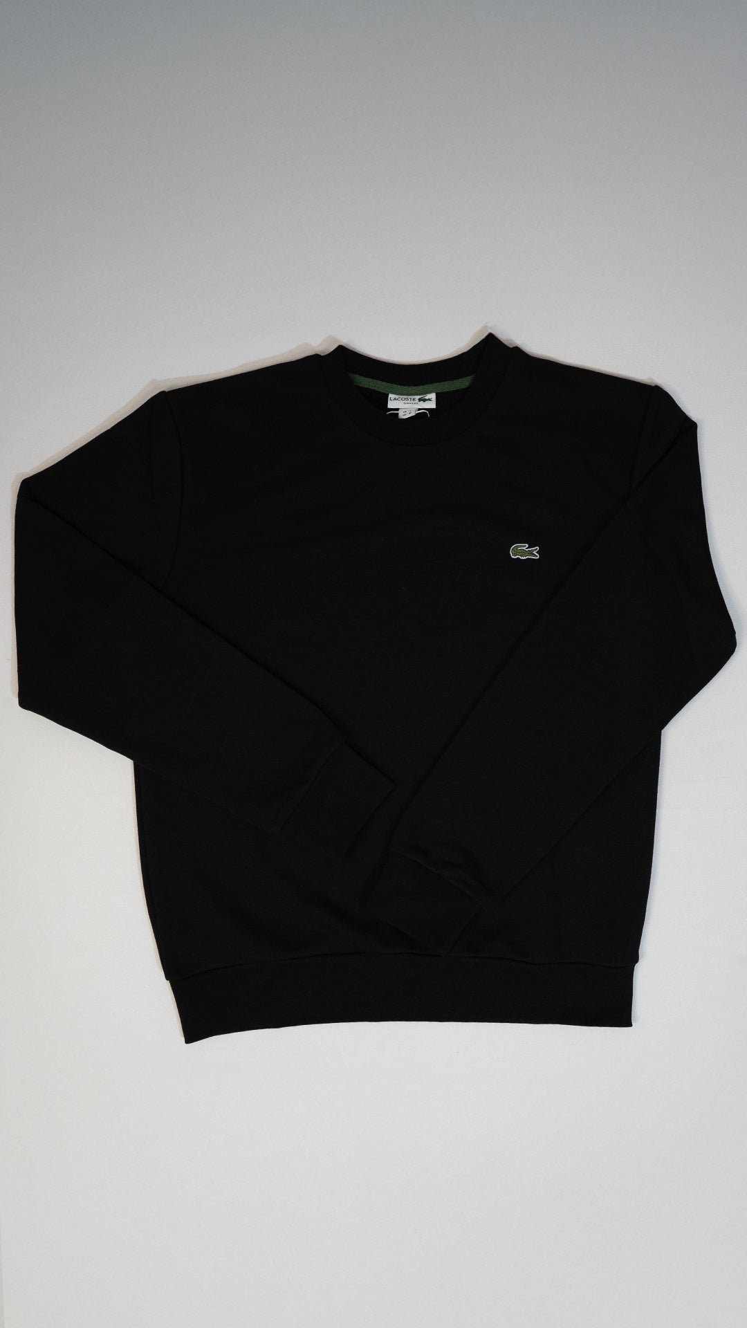 Lacoste Crni Komplet sa Minimalistic Logom