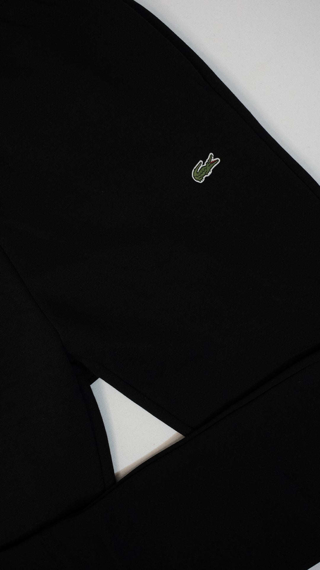 Lacoste Crni Komplet sa Minimalistic Logom