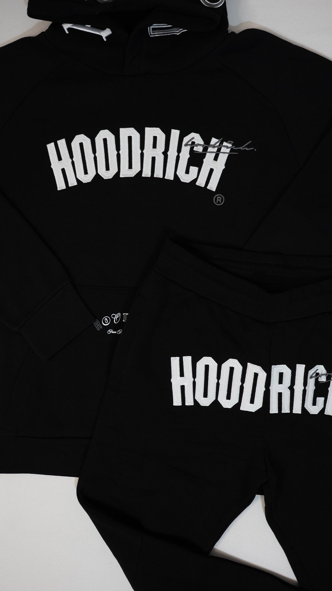 HOODRICH Crni Komplet sa Big Logom