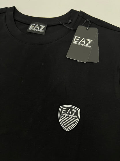 Emporio Armani EA7 Crna Majica sa Badge Logom