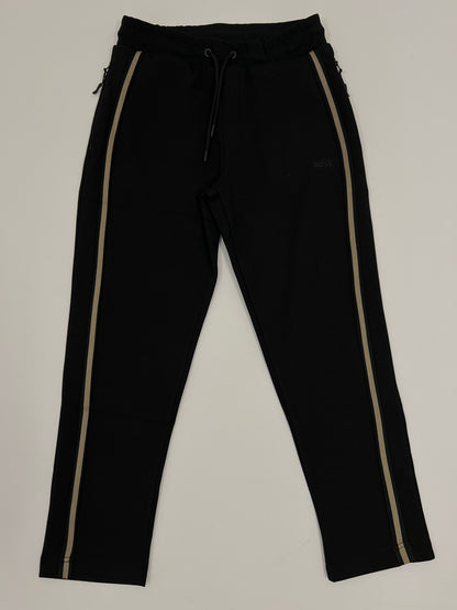 BOSS Crni Quarter-Zip Komplet sa Detaljima SS2026