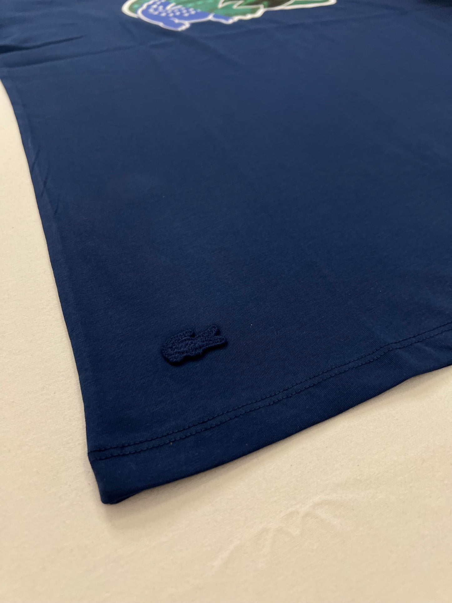 Lacoste Teget Majica sa Big Croc Logom [Relaxed FIT]