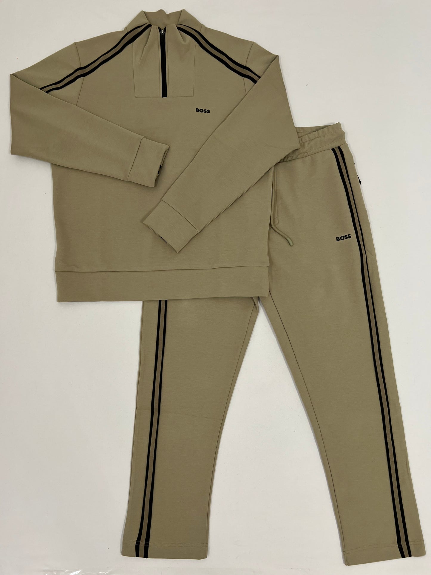 BOSS Krem Quarter-Zip Komplet sa Detaljima SS2026