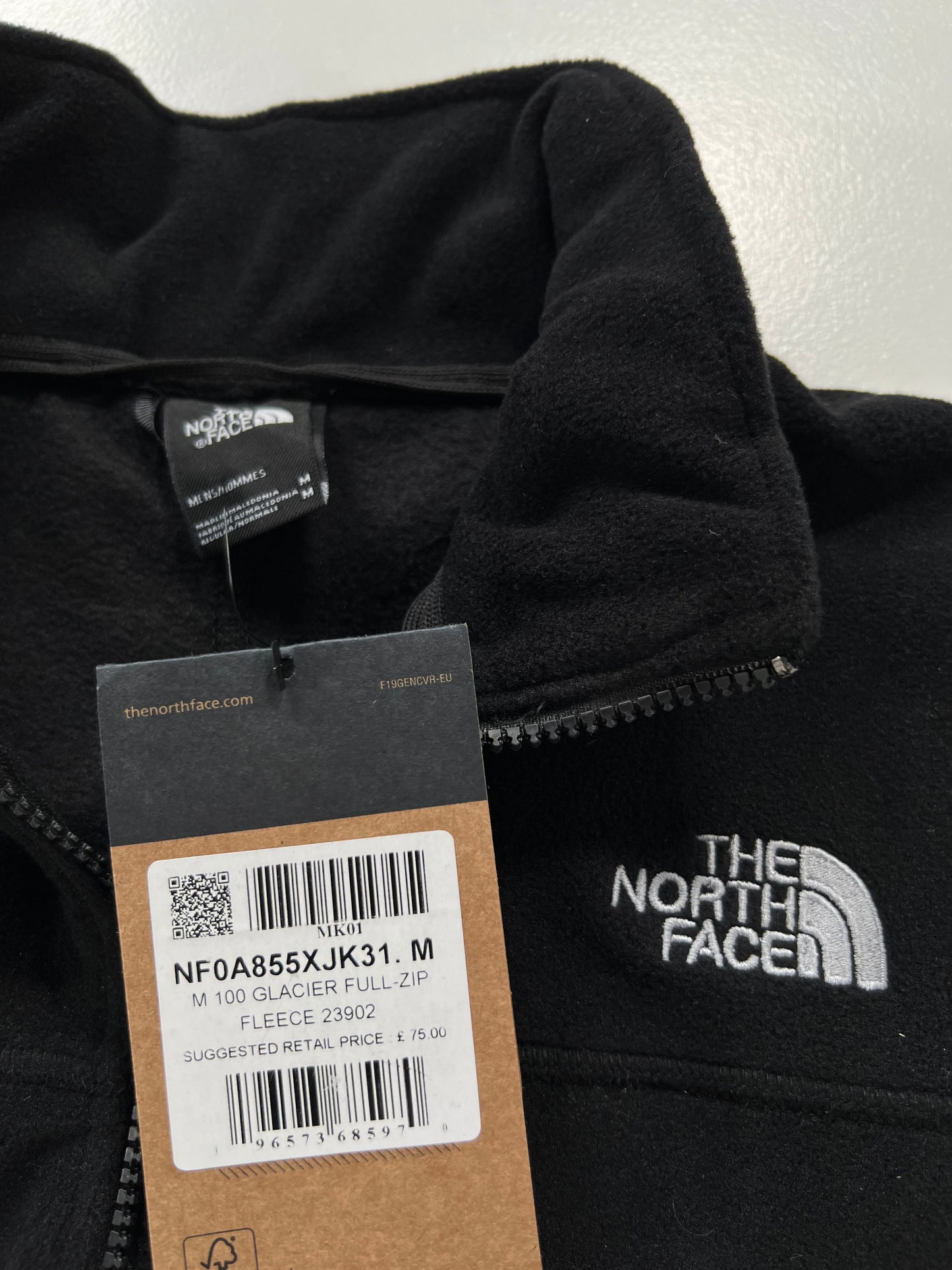 The North Face Winterized Crni Full-Zip Duks S23