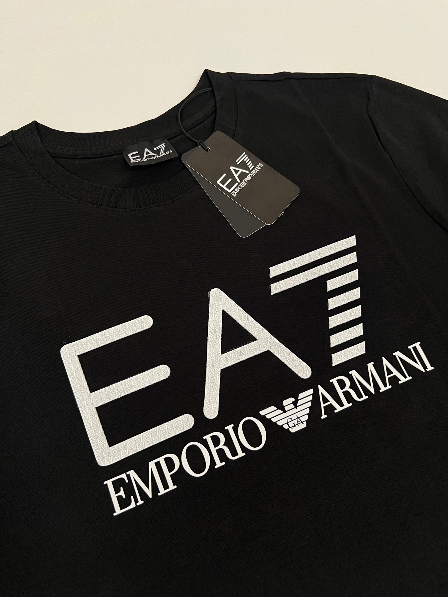 Emporio Armani EA7 Crna Majica sa Printom
