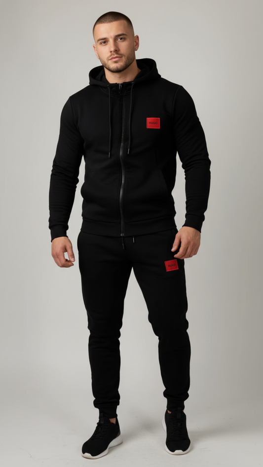 HUGO Crni FULL-ZIP Komplet sa Crvenim Box Logom
