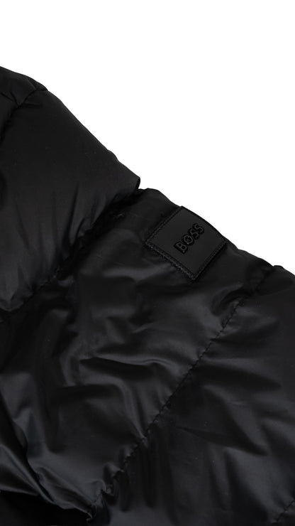 BOSS Crna Puffer Jakna sa Logom na Ramenu