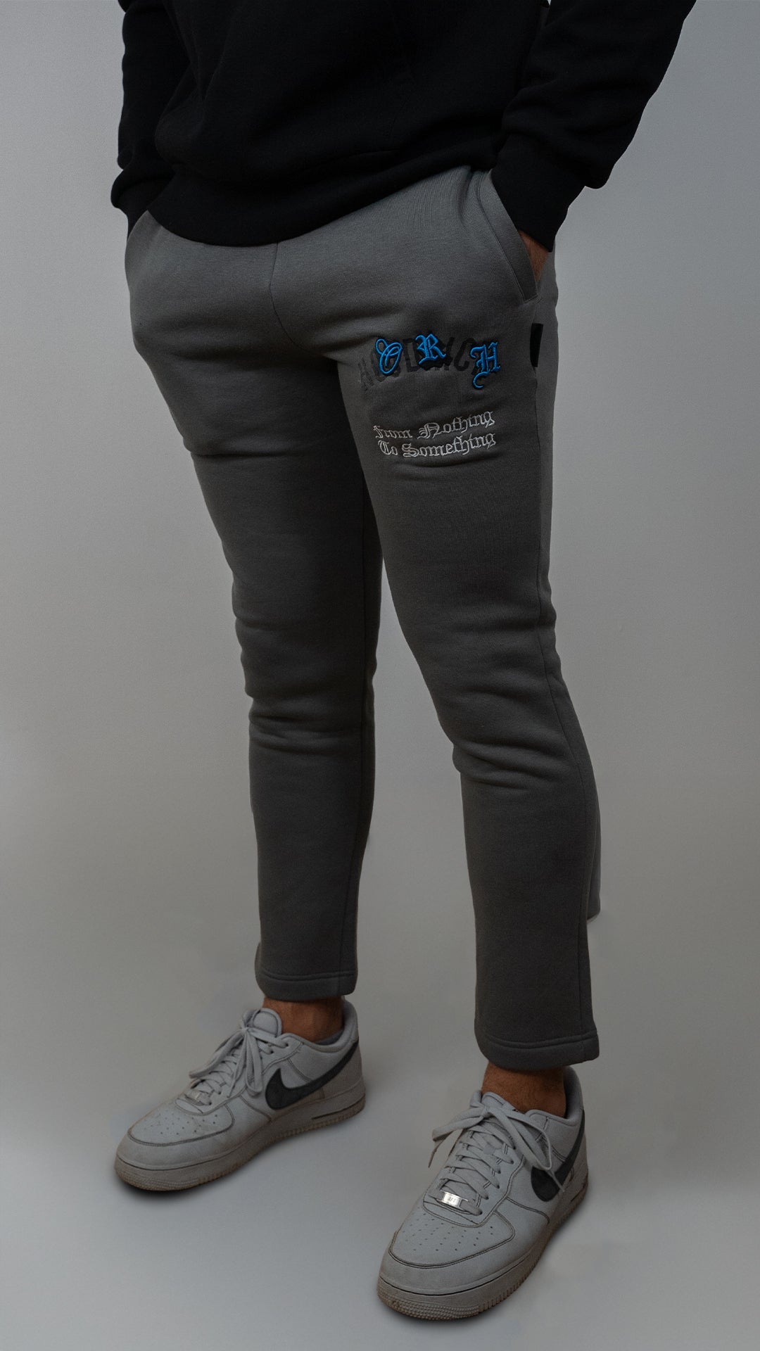 HOODRICH Sivi Donji deo Trenerke sa Logom 'Product of the Streets'