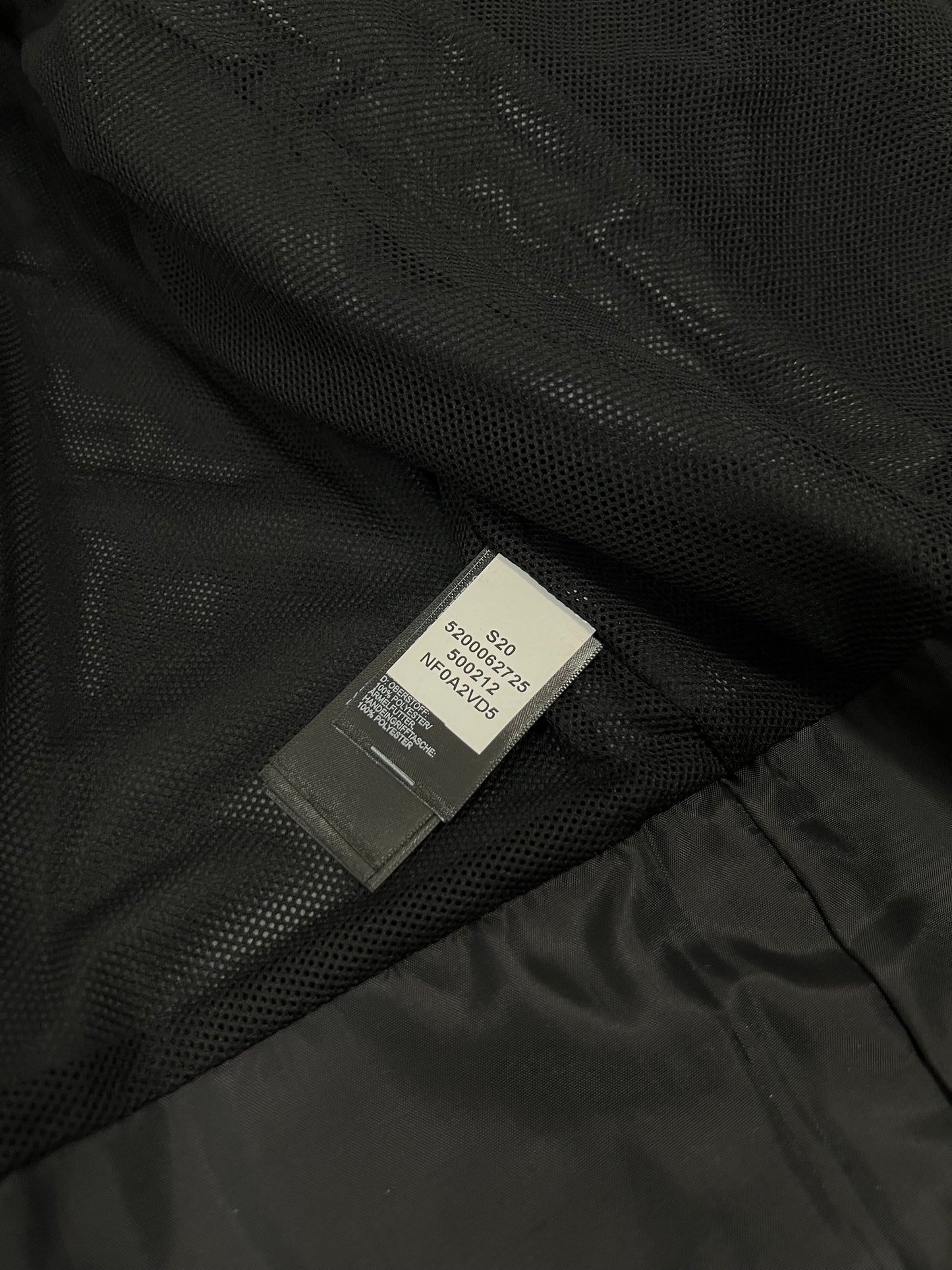 The North Face Crni DryVent Šuškavac [Otporan na Vetar/Kišu]