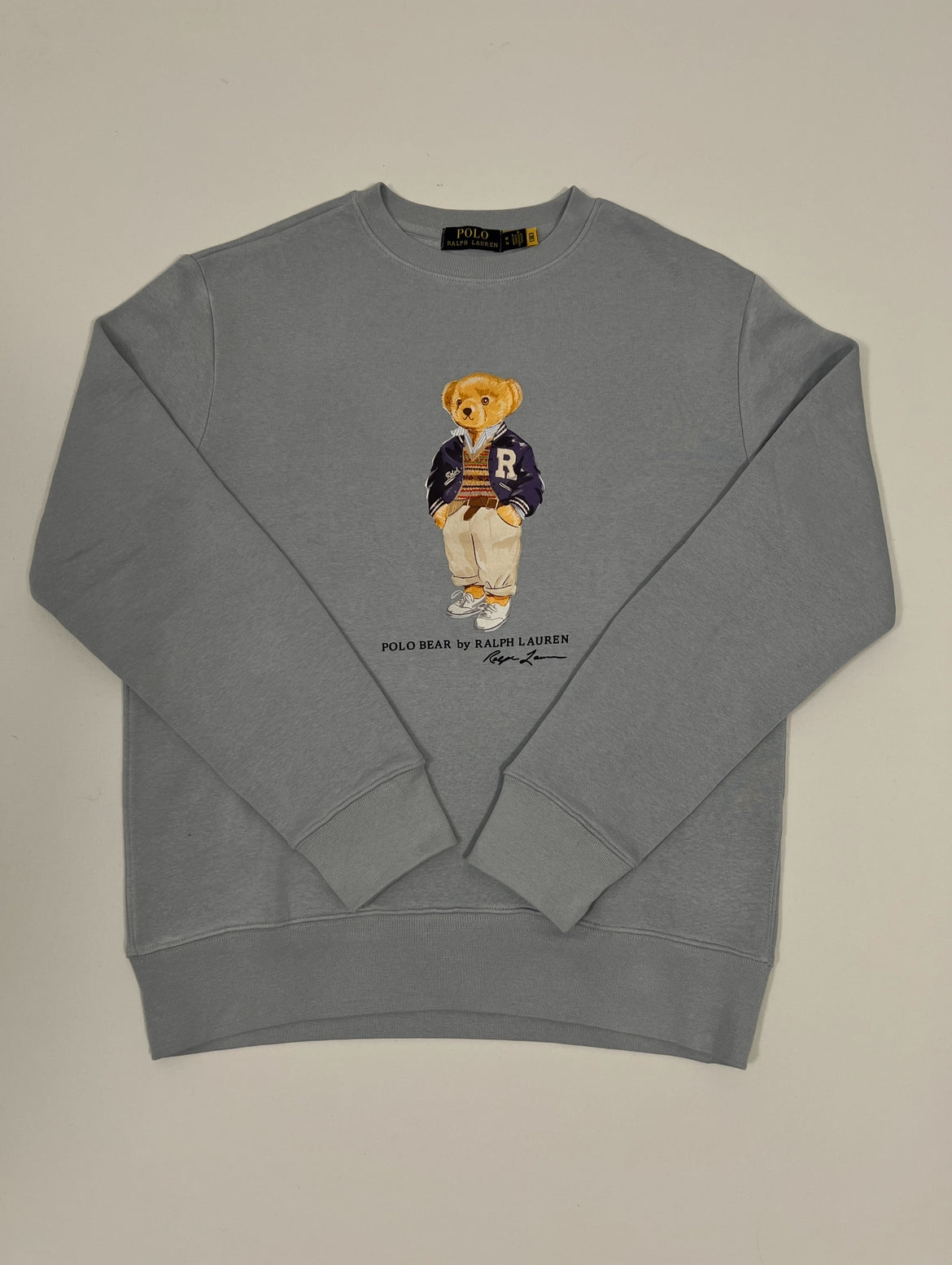 Polo Ralph Lauren Sivi Duks sa Elegant Bear Printom