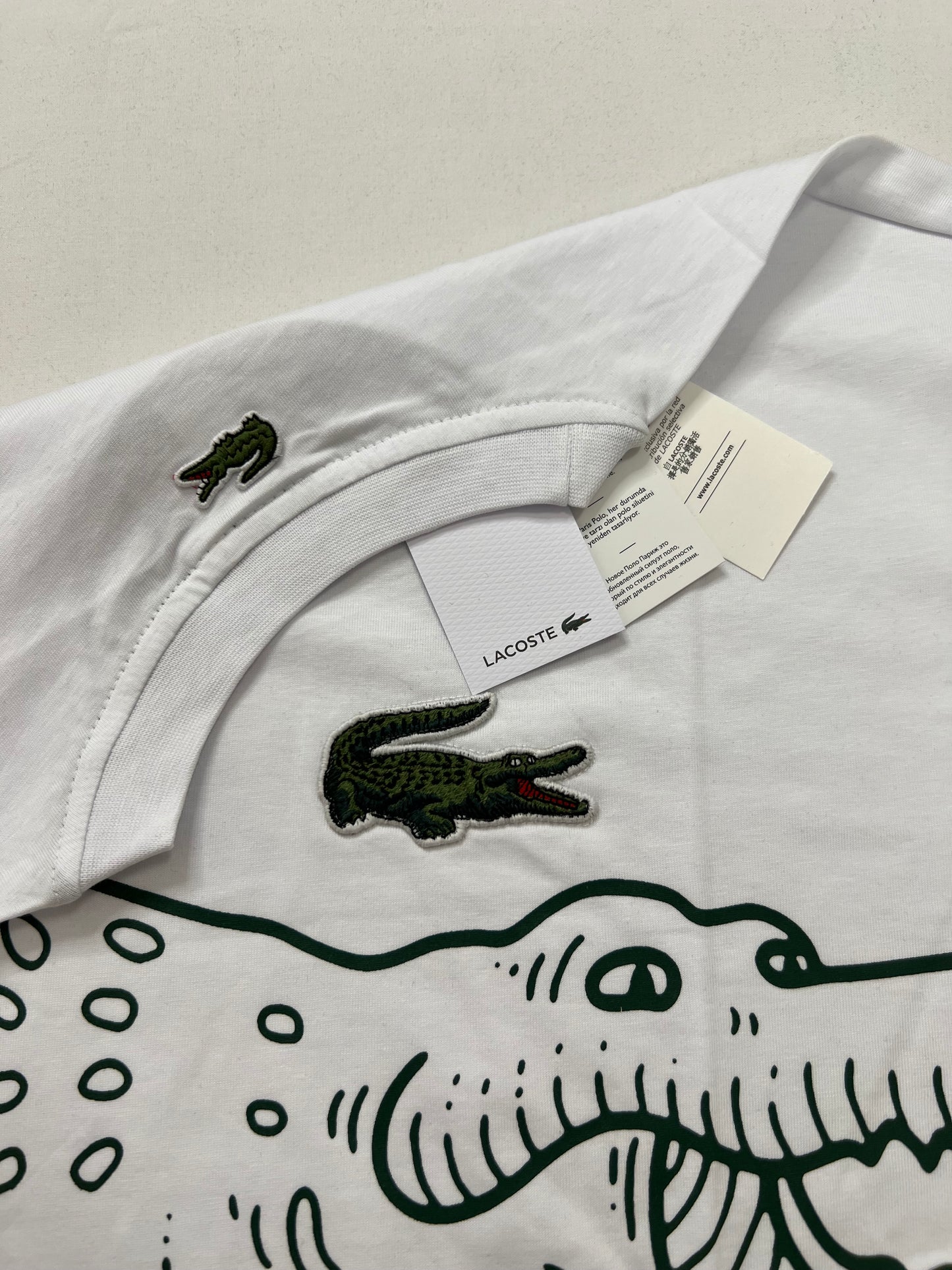 Lacoste Bela Majica sa Big Croc Logo Printom i Ušivenim znakom [Relaxed Fit]