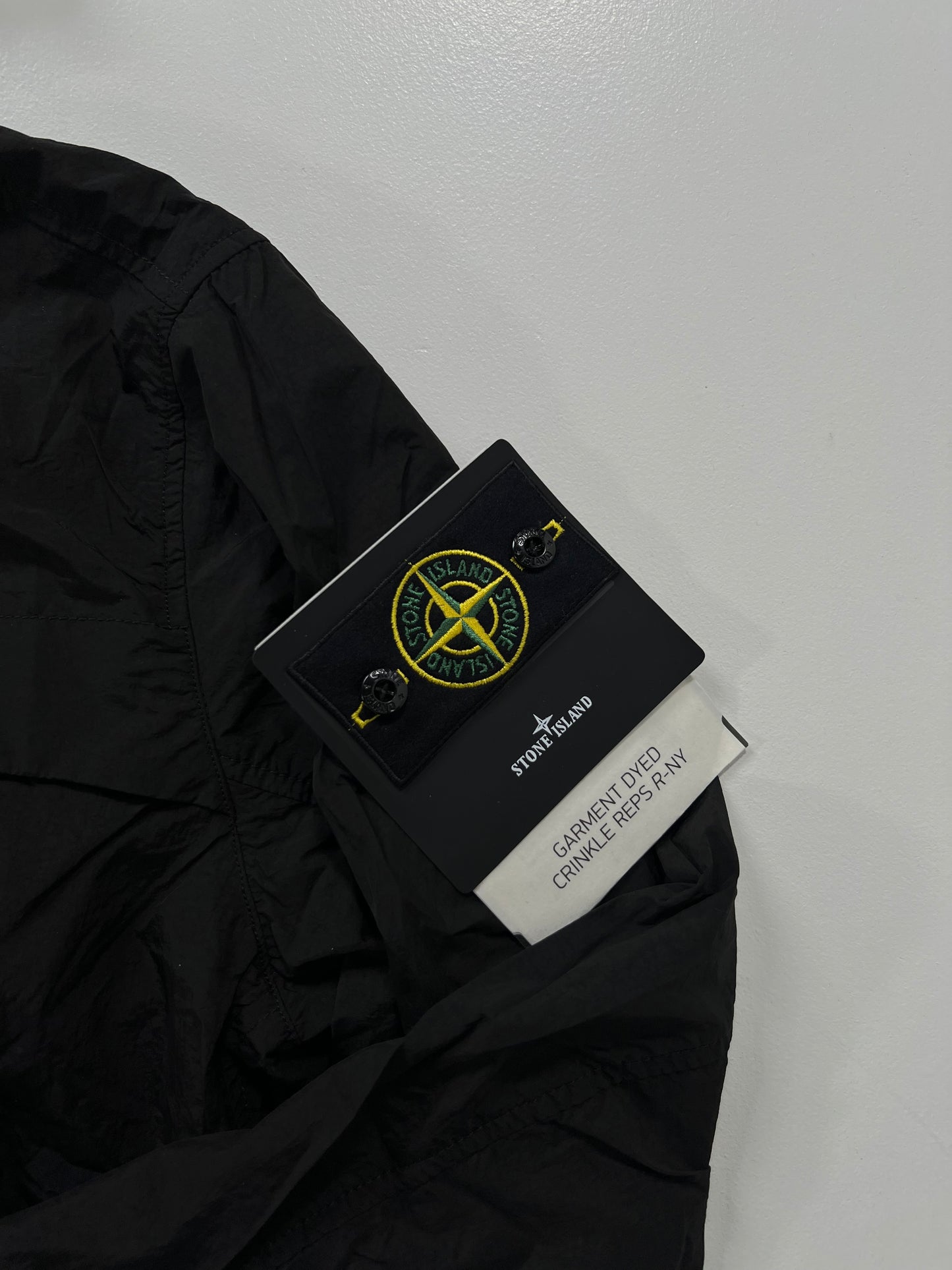 Stone Island SS23 Crni Šuškavac