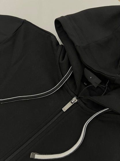 Emporio Armani EA7 Crni Komplet sa Bedge Logom SS2026