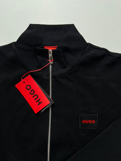 HUGO Crni Full-Zip Elegant Duks sa Logom na Grudima