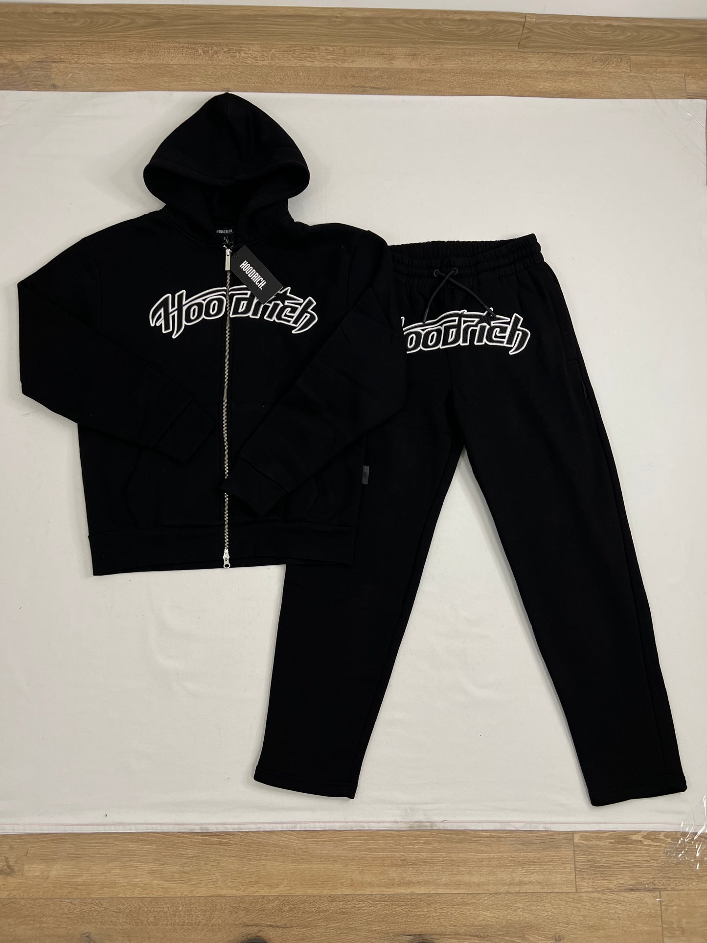 HOODRICH Crni Komplet sa Full-Zip Duksem i Zvezdastim Logom