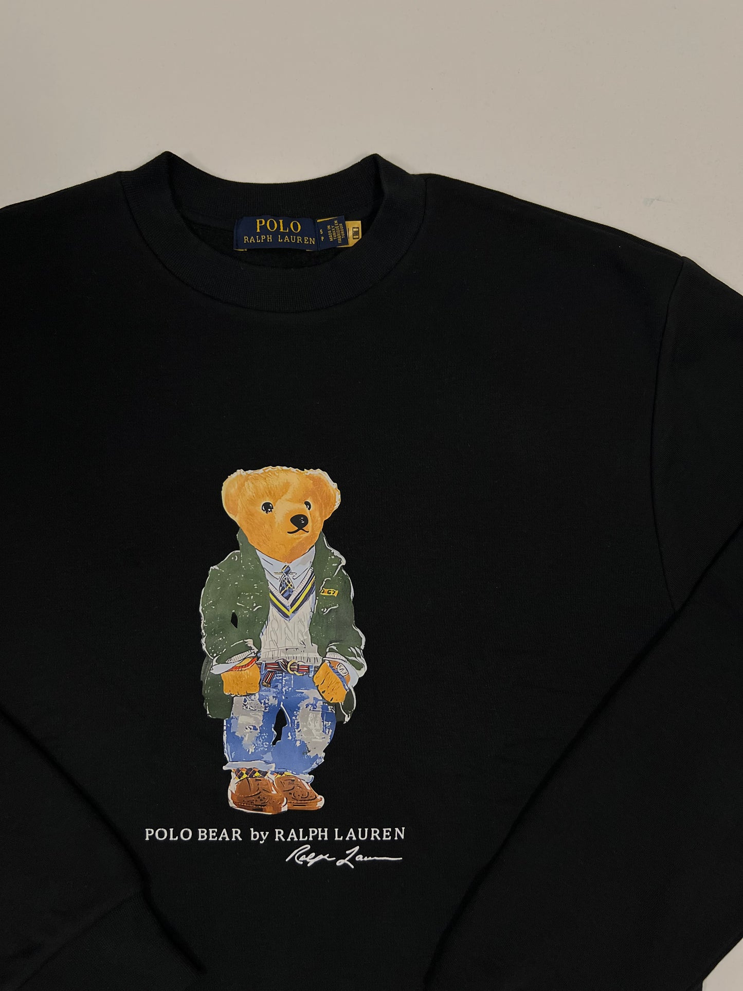 Polo Ralph Lauren Crni Duks sa Gentlemen Bear Printom