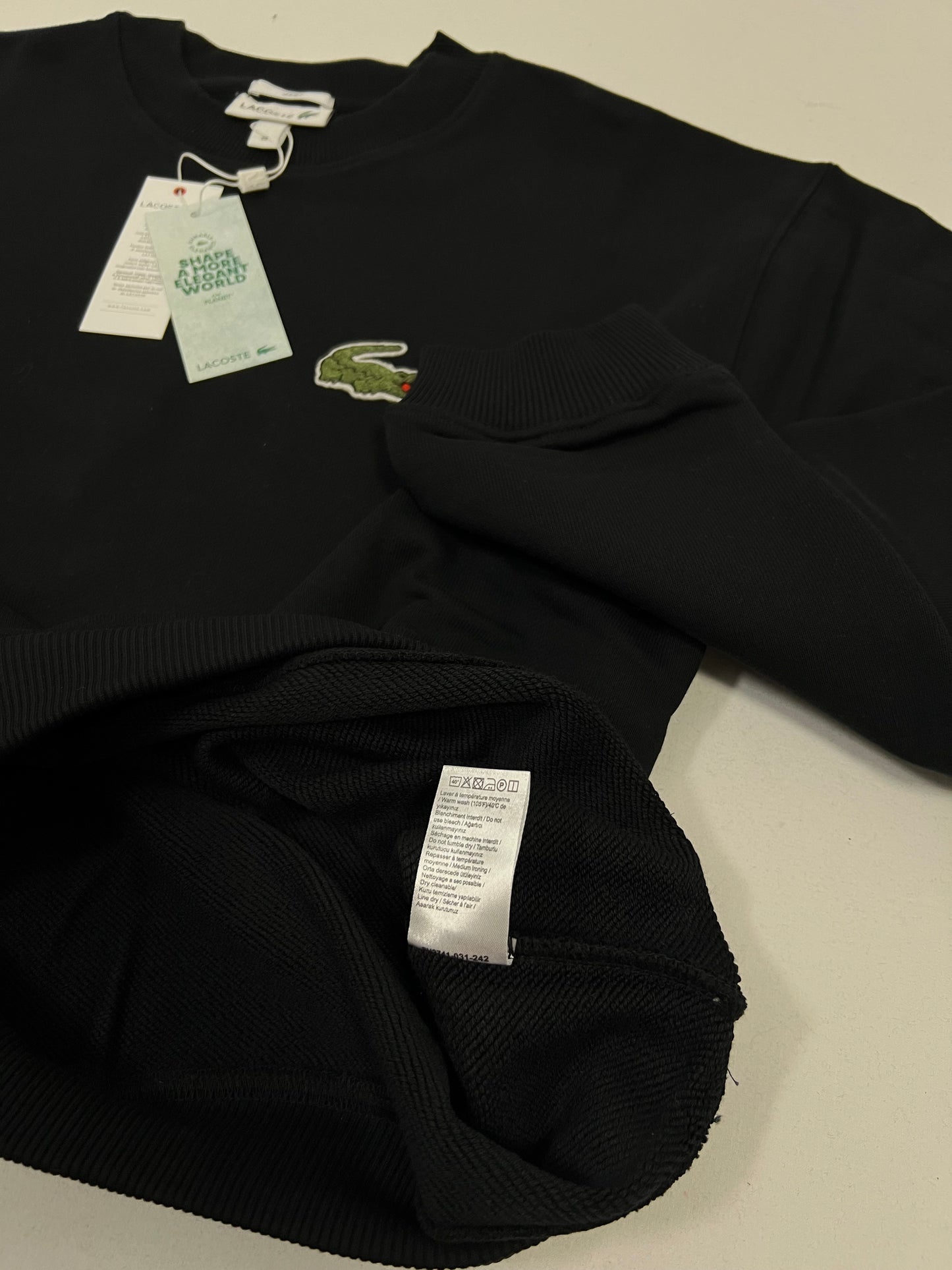Lacoste Crni Unisex Duks sa Big Croc Logom [Relaxed Fit]