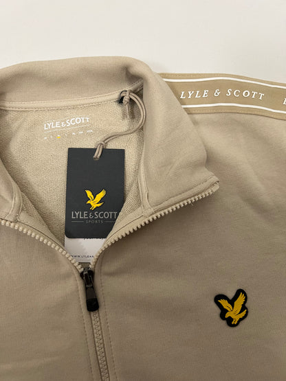 Lyle & Scott Sport Full-Zip Krem Duks sa Logom i Textom na Rukavima
