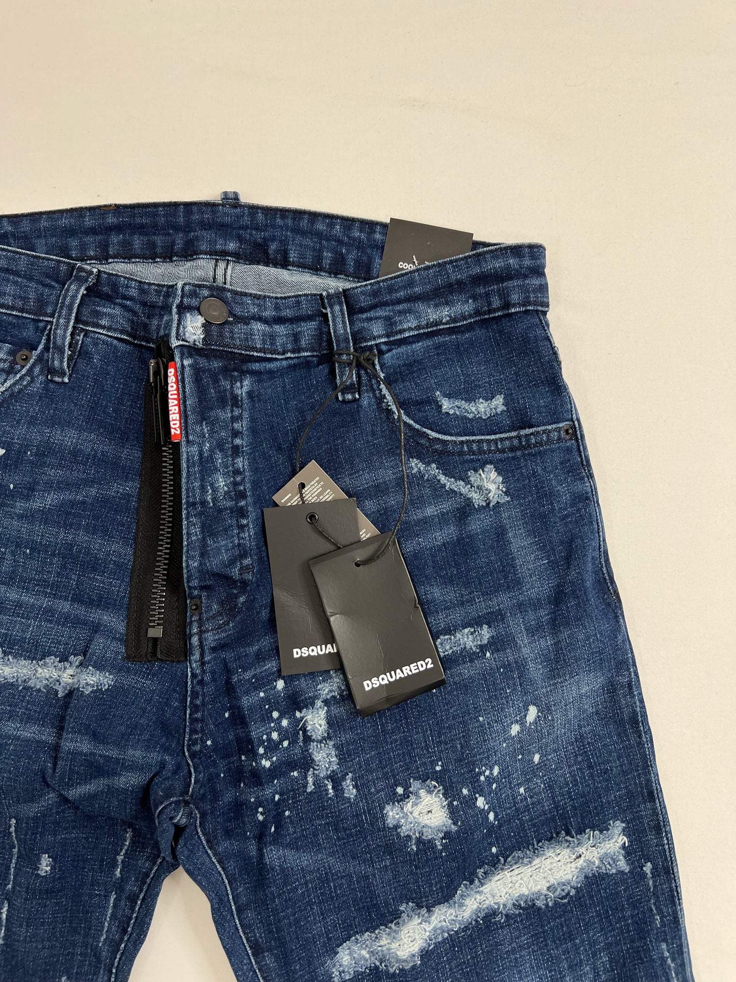 Dsquared2 Teget Farmerice sa Brutalni Zip Dodatkom