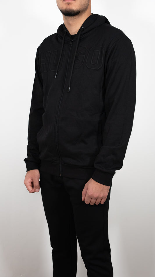 HUGO Crni Komplet sa Velikim Ušivenim Logom