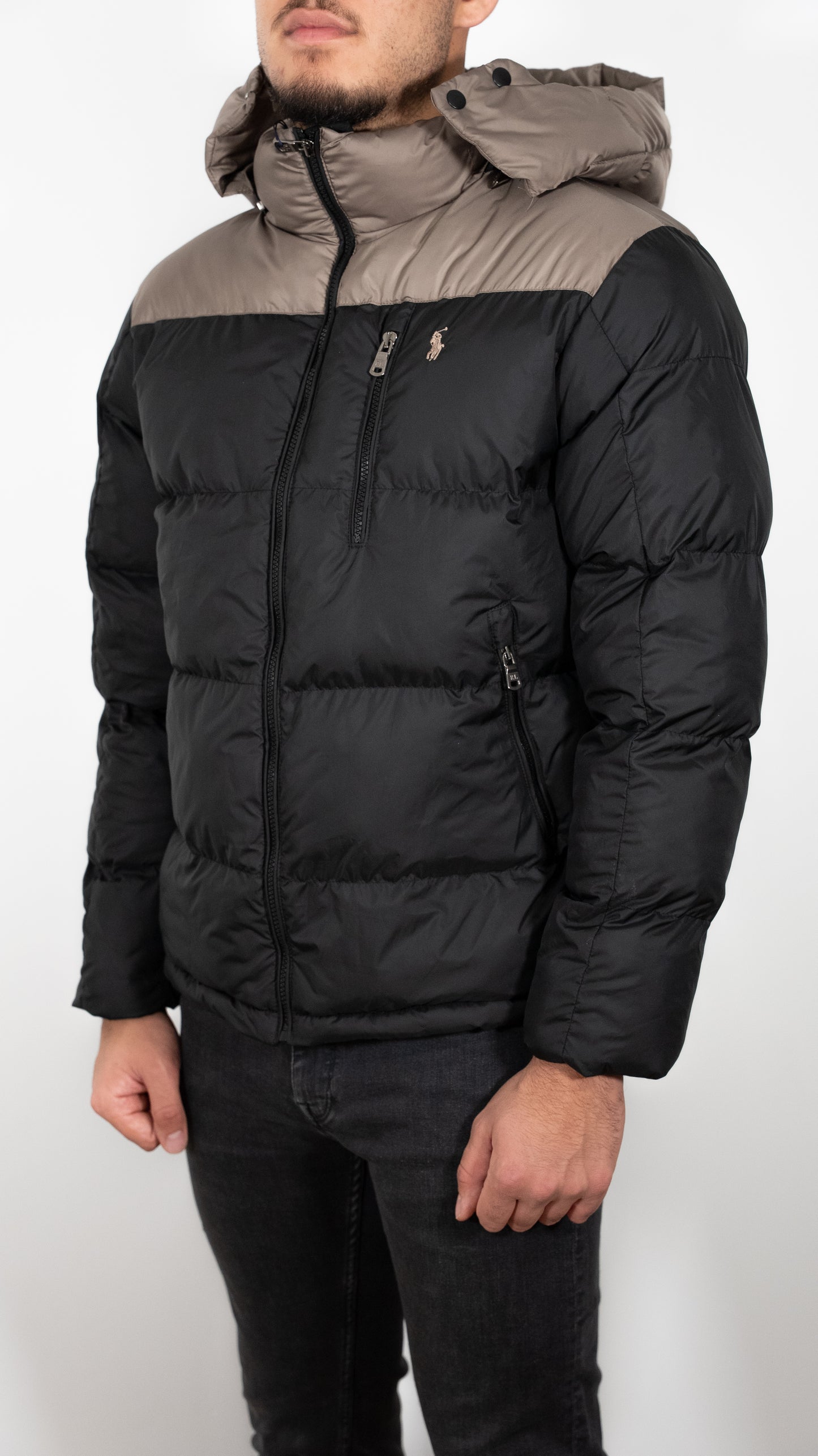 Polo Ralph Lauren Puffer Crna Jakna sa Krem Detaljima