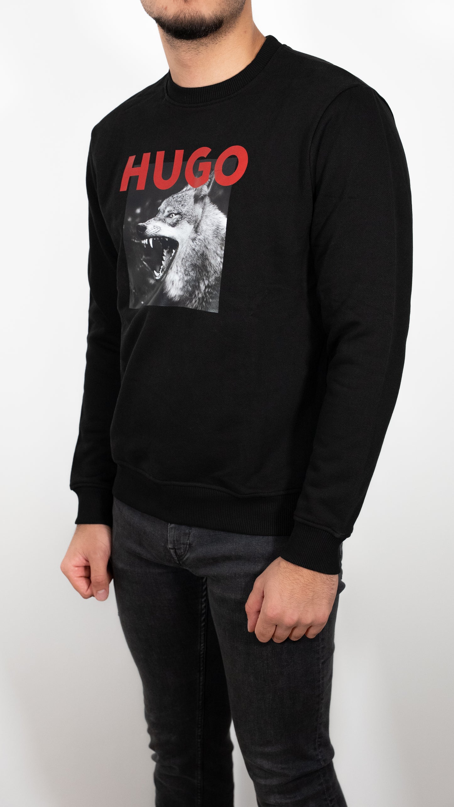 HUGO Crni Duks sa Wolf Logo Printom
