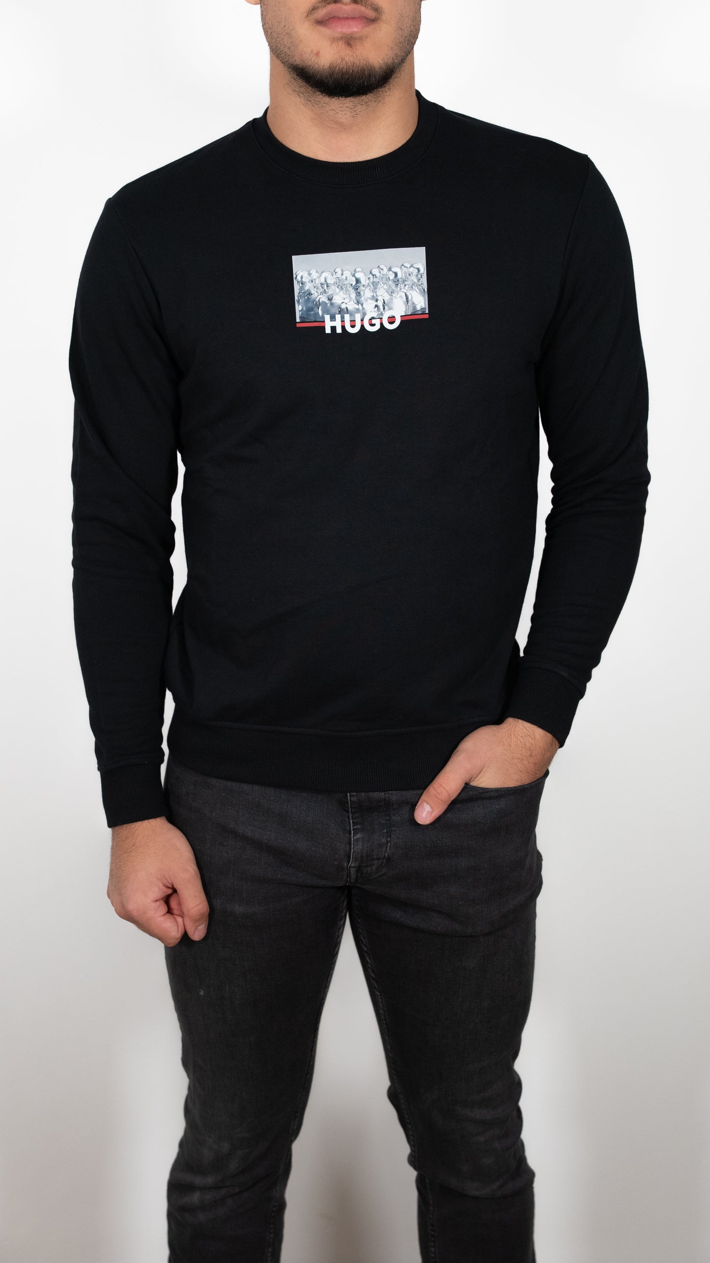 HUGO Crni Duks sa AI Printom