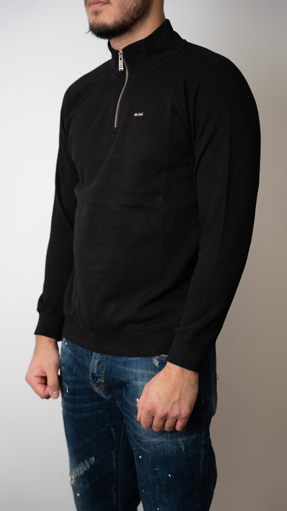 BOSS Crni Quarter-Zip Duks sa France Logom