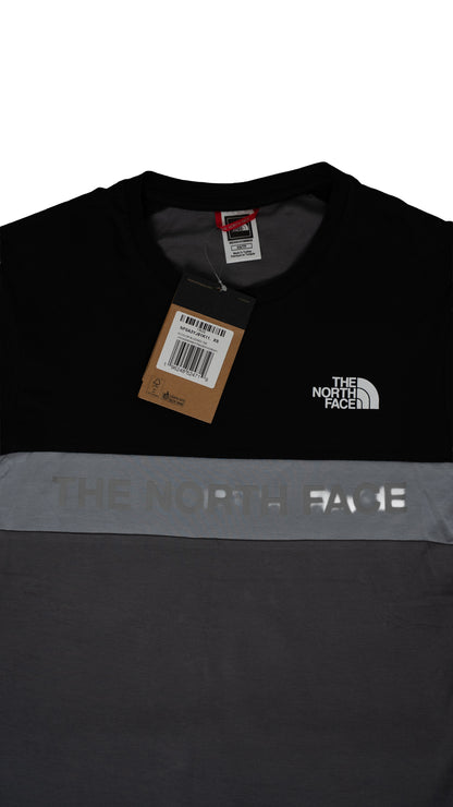 The North Face Siva Majica sa Crnim Detaljima