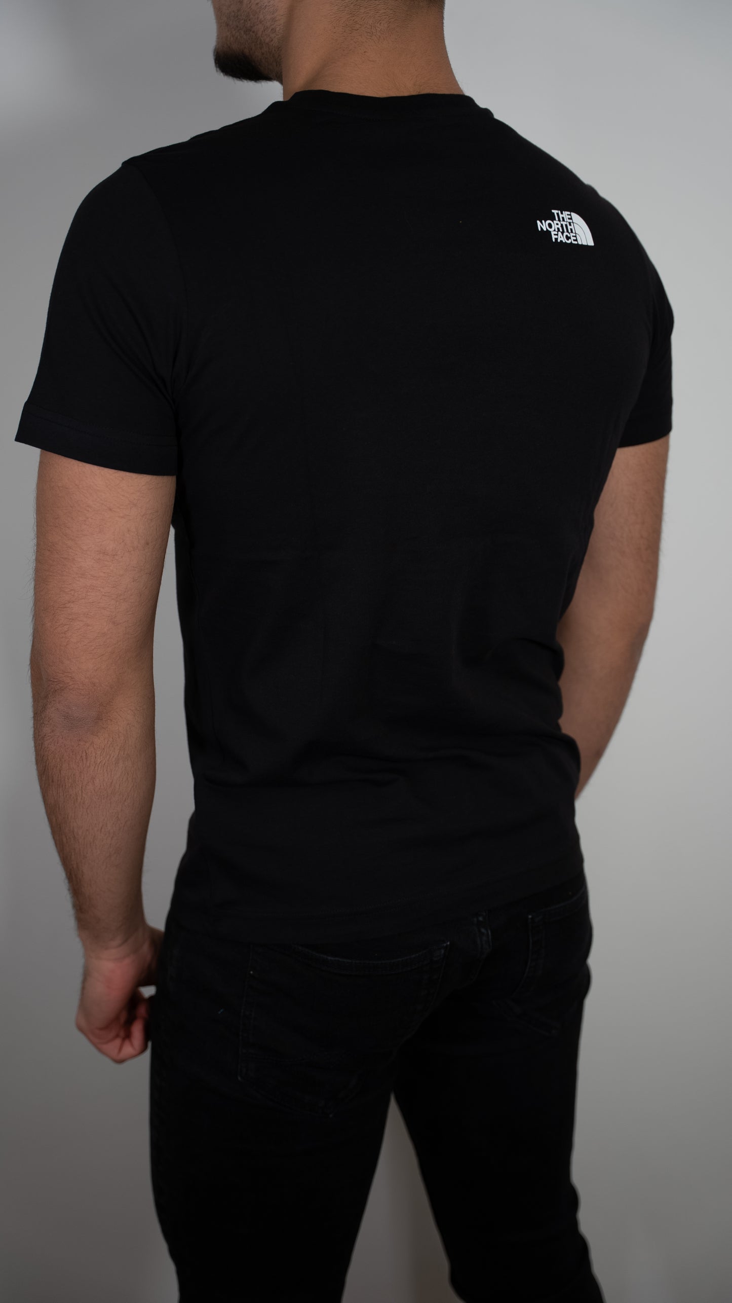 The North Face Crna Majica Minimalistic Logo