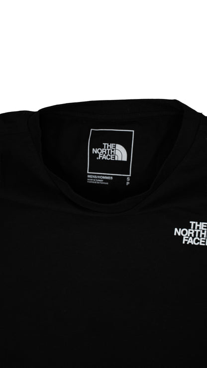 The North Face Crna Majica sa Never Stop Exploring Printom na Leðima