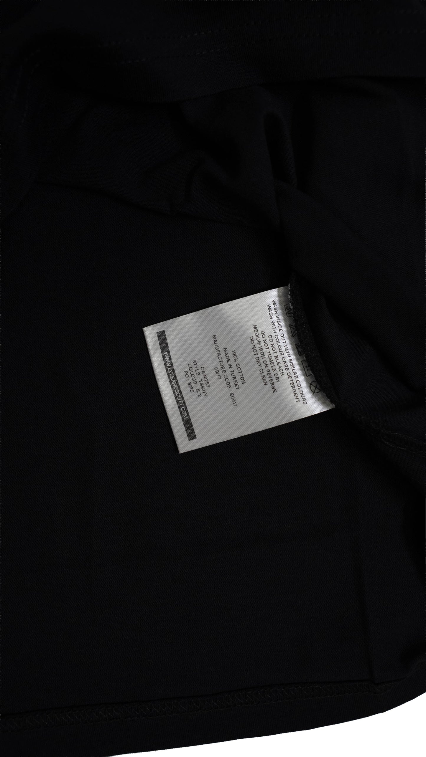 Lyle & Scott Crna Majica sa Velikim Natpisom